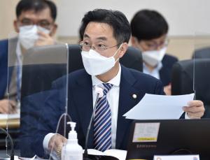 ‘반려동물 사상시 위자료’... 박성준 의원, 민사집행법 개정안 발의