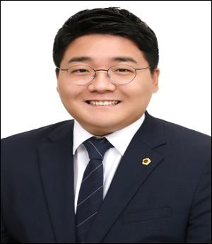 이동현 시의원, 대학생과 만든 조례안 통과... ‘교통약자 대중교통 안전 이용’